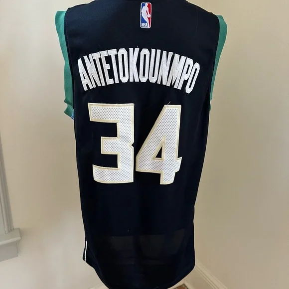 Yanis Antetokounmpo NBA Milwaukee Bucks Jersey Small